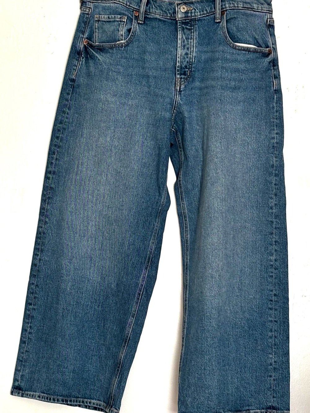 Old Navy The Slouchy Wide-Leg Mid-Rise Jeans Size 12 Petite - Picture 2 of 5